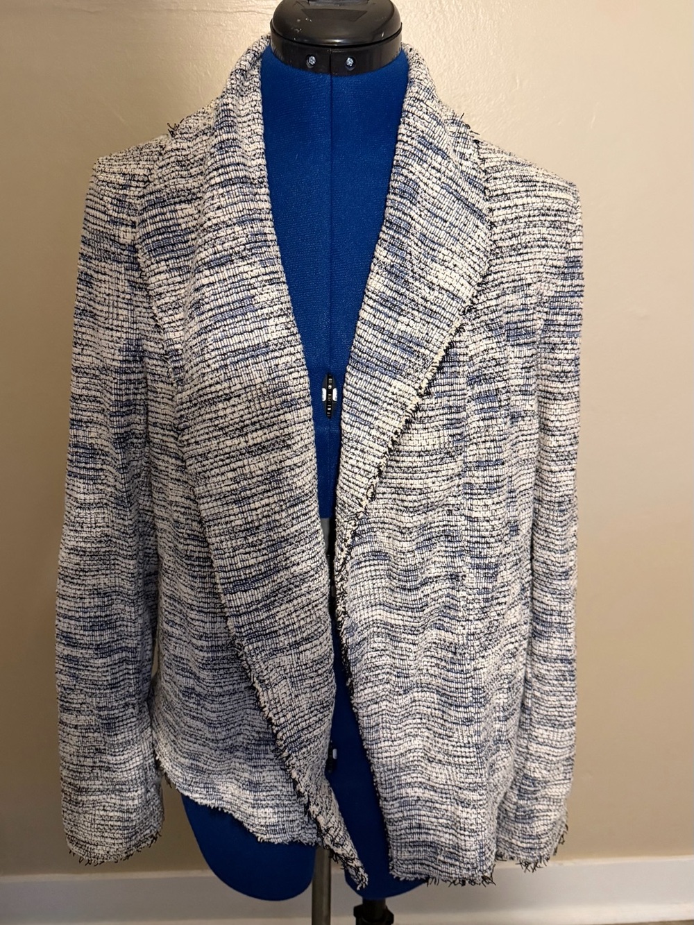 Max Studio Women’s Large Blue Ivory Textured Knit Open Front Blazer Jacket